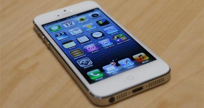 Apple descontinuó el iPhone 5 para ser reemplazado por el iPhone 5C