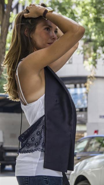 Videoshopping of the week: vest+tee Videoshopping of the week: vest+tee