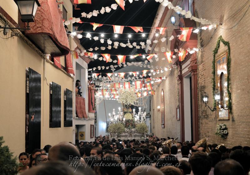 Fotografías de la procesión de la Divina Pastora de Cantillana (IV)