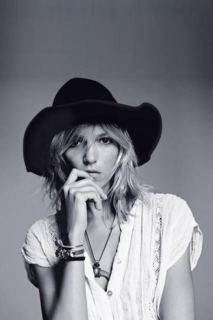 .Complemento estrella.