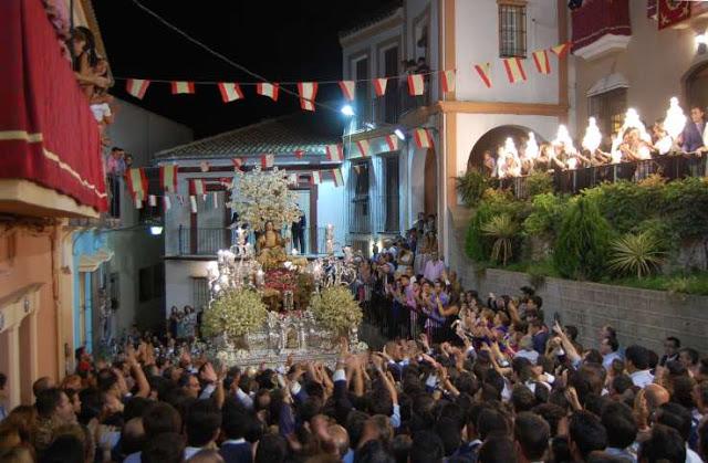 Fotografías de la procesión de la Divina Pastora de Cantillana (V)