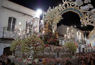 Fotografías de la procesión de la Divina Pastora de Cantillana (V)