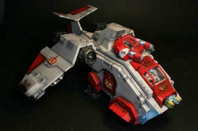 Vista derecha de la Cañonera Stormraven de los Caballeros Grises