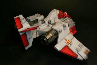 Vista trasera de la Cañonera Stormraven de los Caballeros Grises