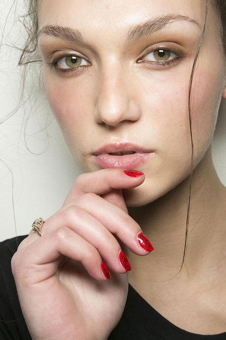 Seven red nail styles seen on fashion shows