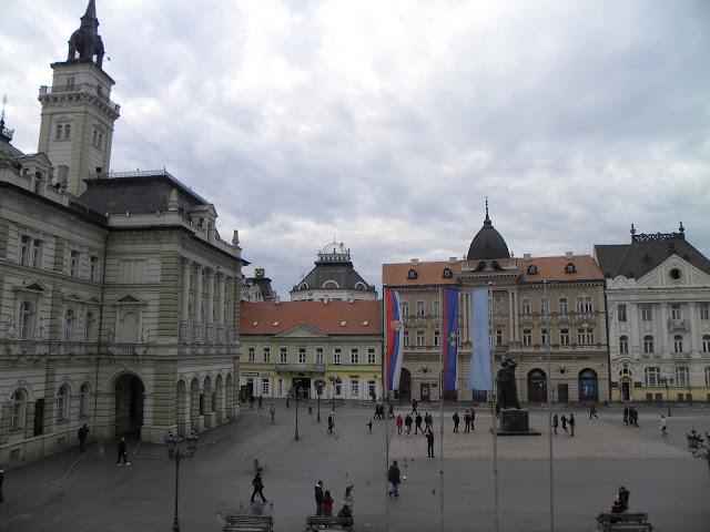 SERBIA: LA FORTALEZA DE NOVI SAD SOBRE EL DANUBIO.