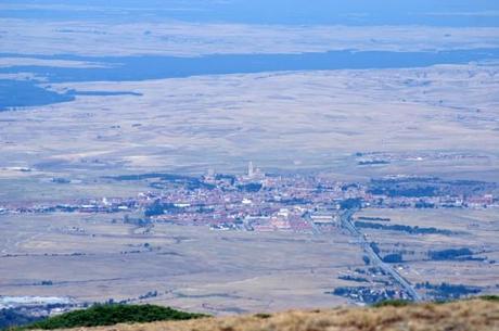 Un día en la montaña Segovia-desde-el-pico-Peñalara