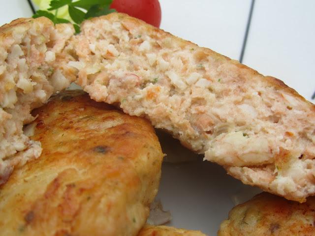 Hamburguesas de salmón amariscadas