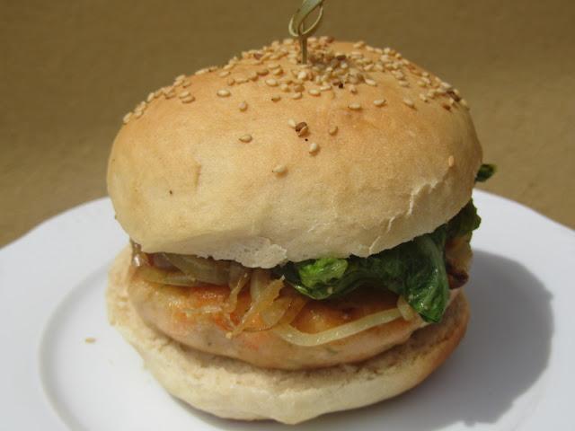 Hamburguesas de salmón amariscadas