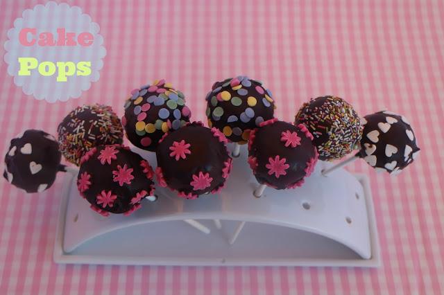 Cake pops de bizcocho de nata y Nutella
