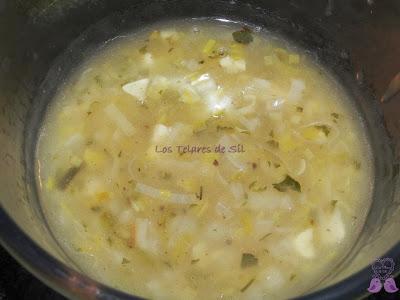 PIMIENTOS RELLENOS DE MORCILLA DE LEÓN CON PATATA Y VERDURAS