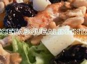 Ensalada queso, nueces ciruelas