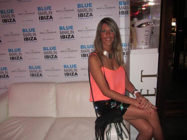 Falda de lentejuelas y top