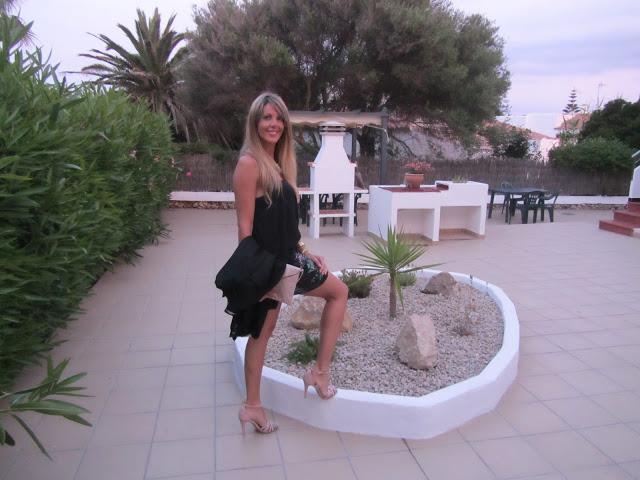 Falda de lentejuelas y top