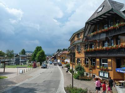 Día 5. Lago Titisee, uno de los lugares más bonitos de la Selva Negra! Día 5. Lago Titisee, uno de los lugares más bonitos de la Selva Negra!