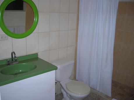 Baño Cocoon Hotel, San José, Costa Rica, vuelta al mundo, round the world, La vuelta al mundo de Asun y Ricardo, mundoporlibre.com