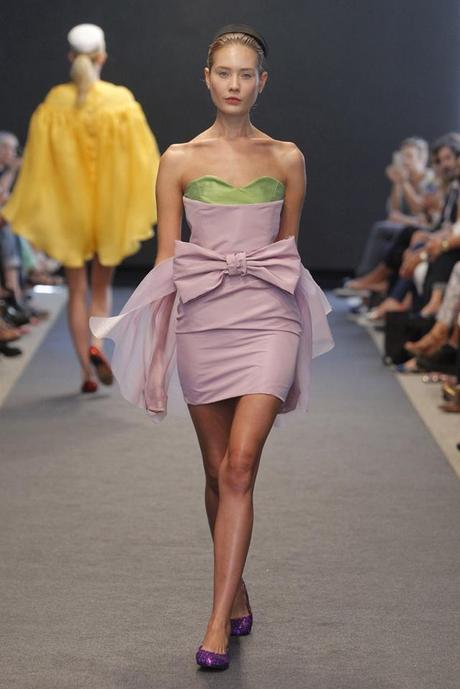  photo jorge_acuna_pasarela_430632158_683x_zpsc093ffc6.jpg