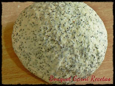 Pancitos saborizados (sésamo, queso, cebolla y amapola)