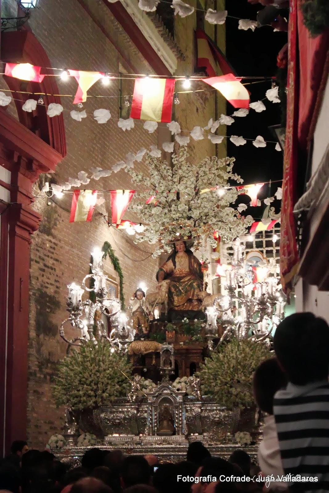 Fotografías de la procesión de la Divina Pastora de Cantillana (VI)