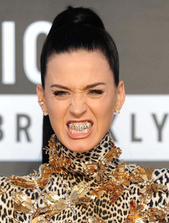 celebrities-grillz-gold-grill-katy-perry-vma-2013