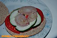 BOCADILLO DE PECHUGA DE POLLO EN CONSERVA