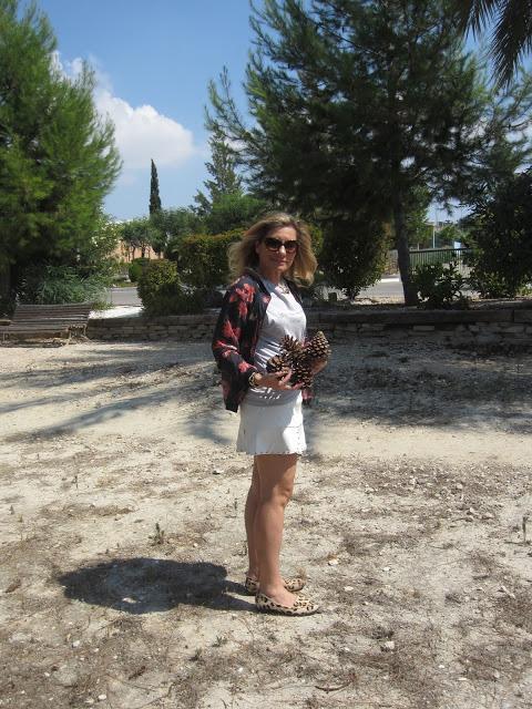 LOOK248-13.9.20138:30ESTILO BOMBER.¡¡Hola amigas!!¿Cómo v...