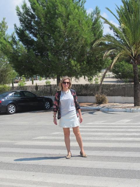 LOOK248-13.9.20138:30ESTILO BOMBER.¡¡Hola amigas!!¿Cómo v...