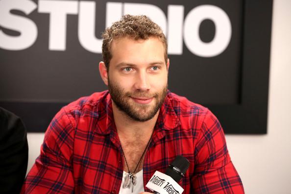 Jai Courtney en el festival de cine internacional de Toronto