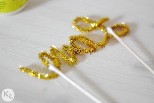 DIY. Calligraphic Cake Topper