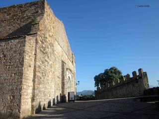 Iglesia de Santa María, San Vicente de la Barquera, Polidas chamineras