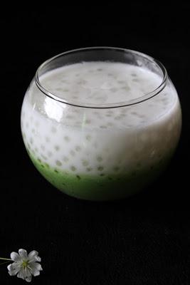 Tapioca con leche de coco y kiwi