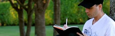 Entrevistamos a Daniel de Córdova, autor de La Estrella de David y creador del formato literario Anura® Entrevistamos a Daniel de Córdova, autor de La Estrella de David y creador del formato literario Anura®