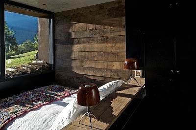 Casa Cavada en la Montana