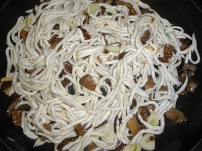 Saquitos de Marisco y Setas