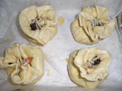 Saquitos de Marisco y Setas