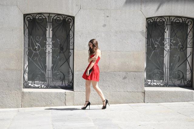 Entrevistamos a Manu Ochoa | Te invitamos a ver 'Elvira'