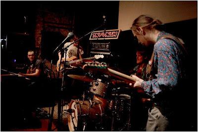 [Conciertos] TNVVNÜM - Liberté Bar (Helsinki) - 11/09/2013