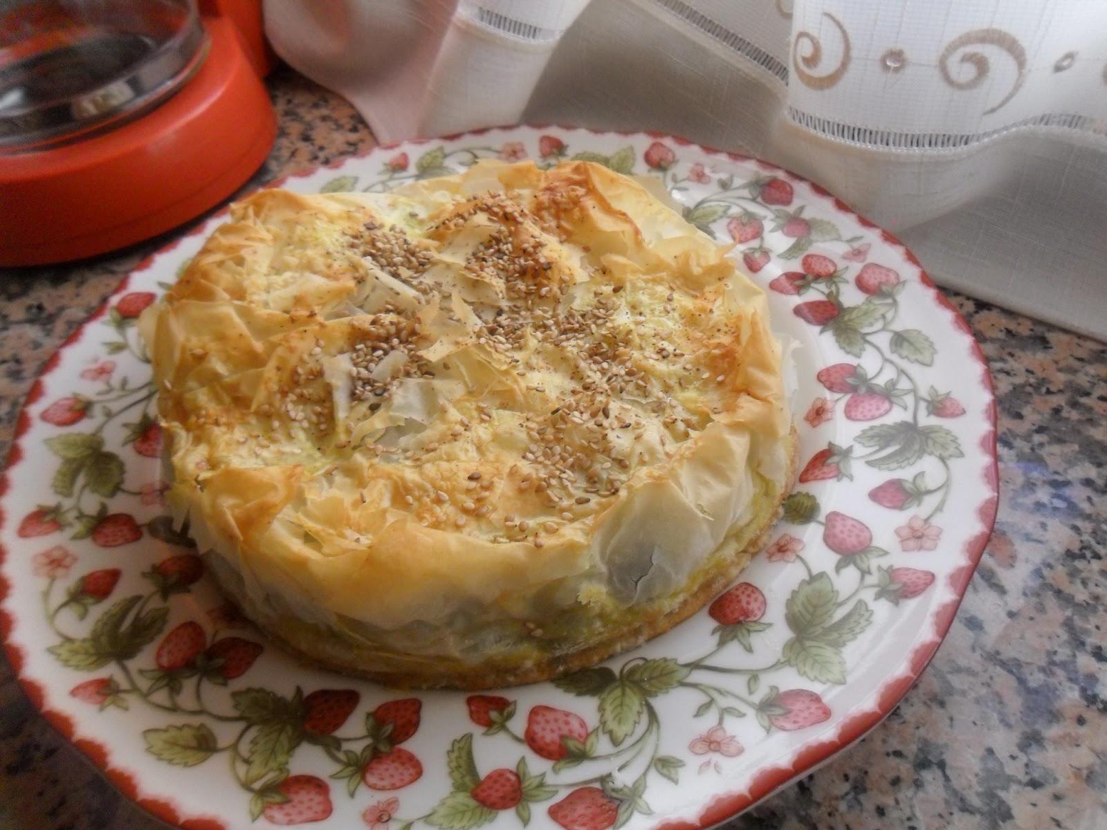 Pastel de pasta filo de espinacas y tofu