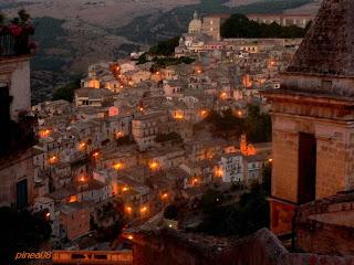 Atardecer en Ragusa (Sicilia), Italia
