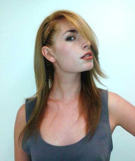 UN RUBIO MUY NATURAL (continuación DECOLORACIÓN suave) UN RUBIO MUY NATURAL (continuación DECOLORACIÓN suave)