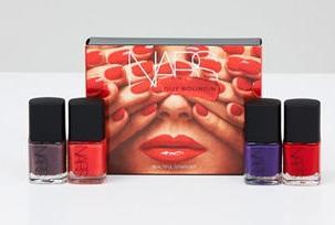 ❤ más fotos de lo proximo de NARS +, Guy Bourdin ❤