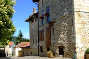 Otra muestra de las viviendas de esta bonita localidad.