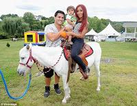 Snooki celebra el cumpleaños de su hijo Lorenzo con una lujosa fiesta.