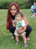 Snooki celebra el cumpleaños de su hijo Lorenzo con una lujosa fiesta.