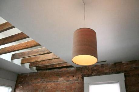 Lámpara DIY colgante de tubo hecha con lámina de madera Tutorial DIY lámparas de madera iluminación