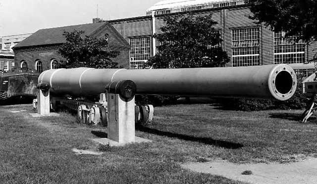pieza de artillería en el Navy Yard de Washintong