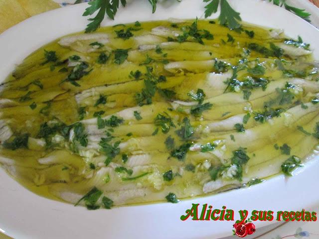 BOQUERONES EN VINAGRE