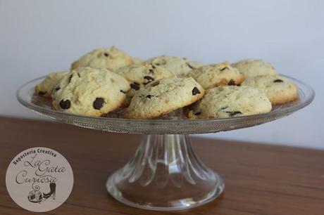 GALLETAS DE MAZAPAN Y PEPITAS DE CHOCOLATE