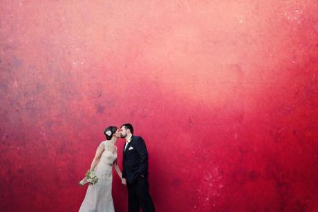 Reportajes de boda contra la pared