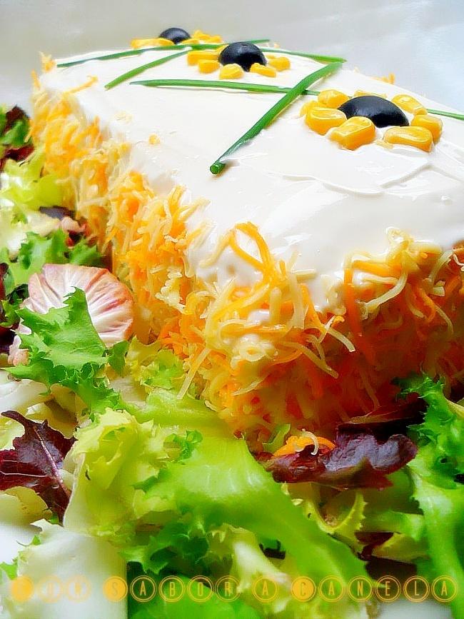 Pastel salado de salmón, surimi y atún